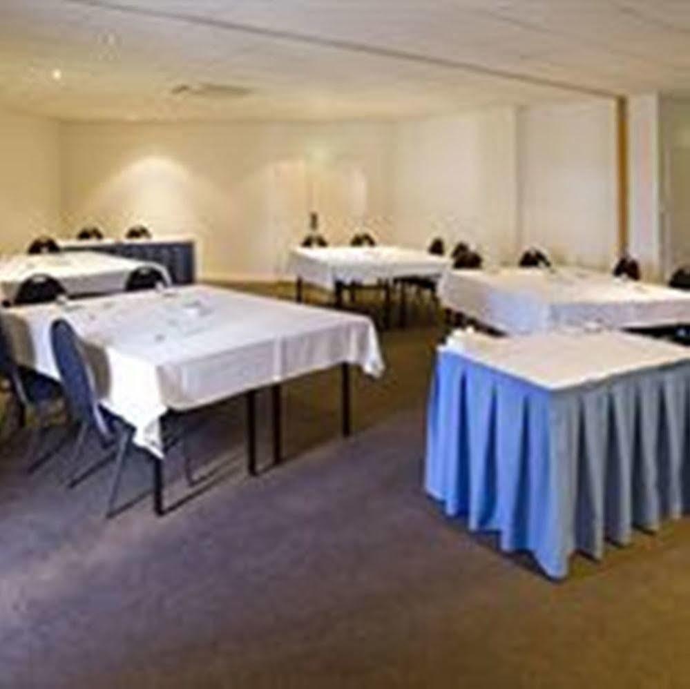 Adina Apartment Hotel Perth Barrack Plaza מראה חיצוני תמונה