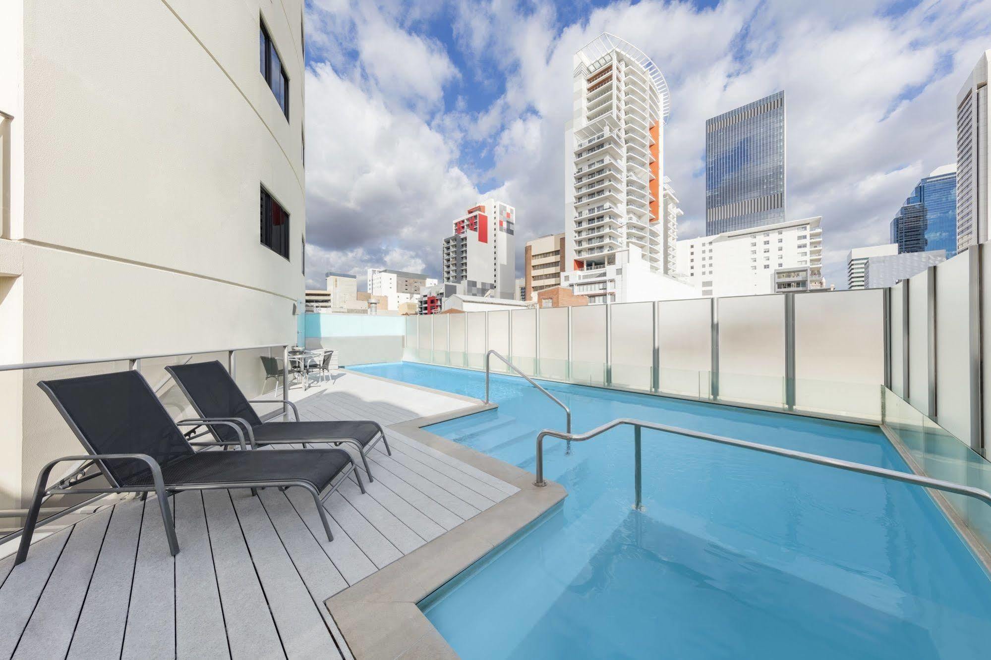 Adina Apartment Hotel Perth Barrack Plaza מראה חיצוני תמונה